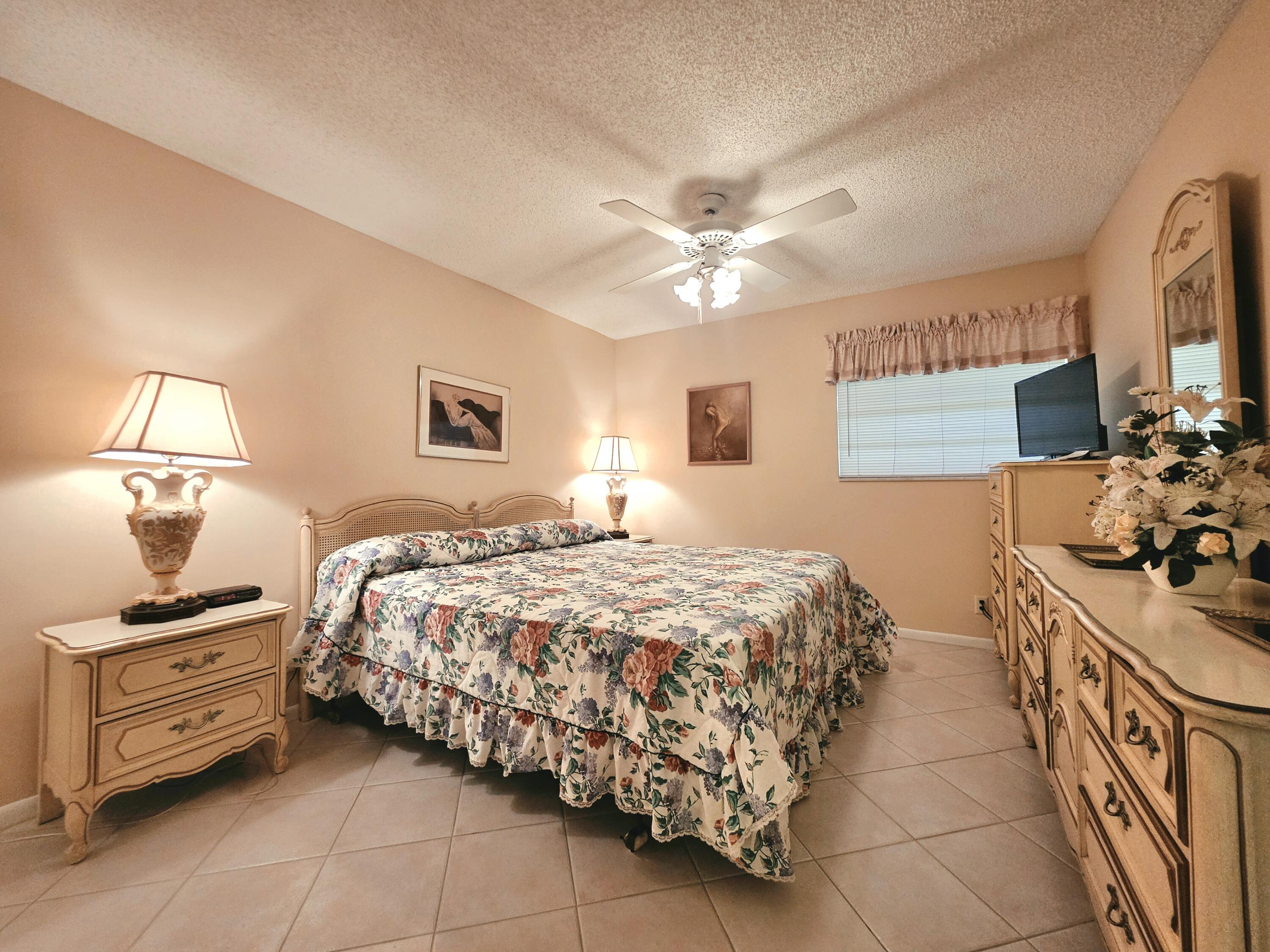 719 Flanders O Delray Beach, FL 33484 - Photo 12 of 22 20260426_135706