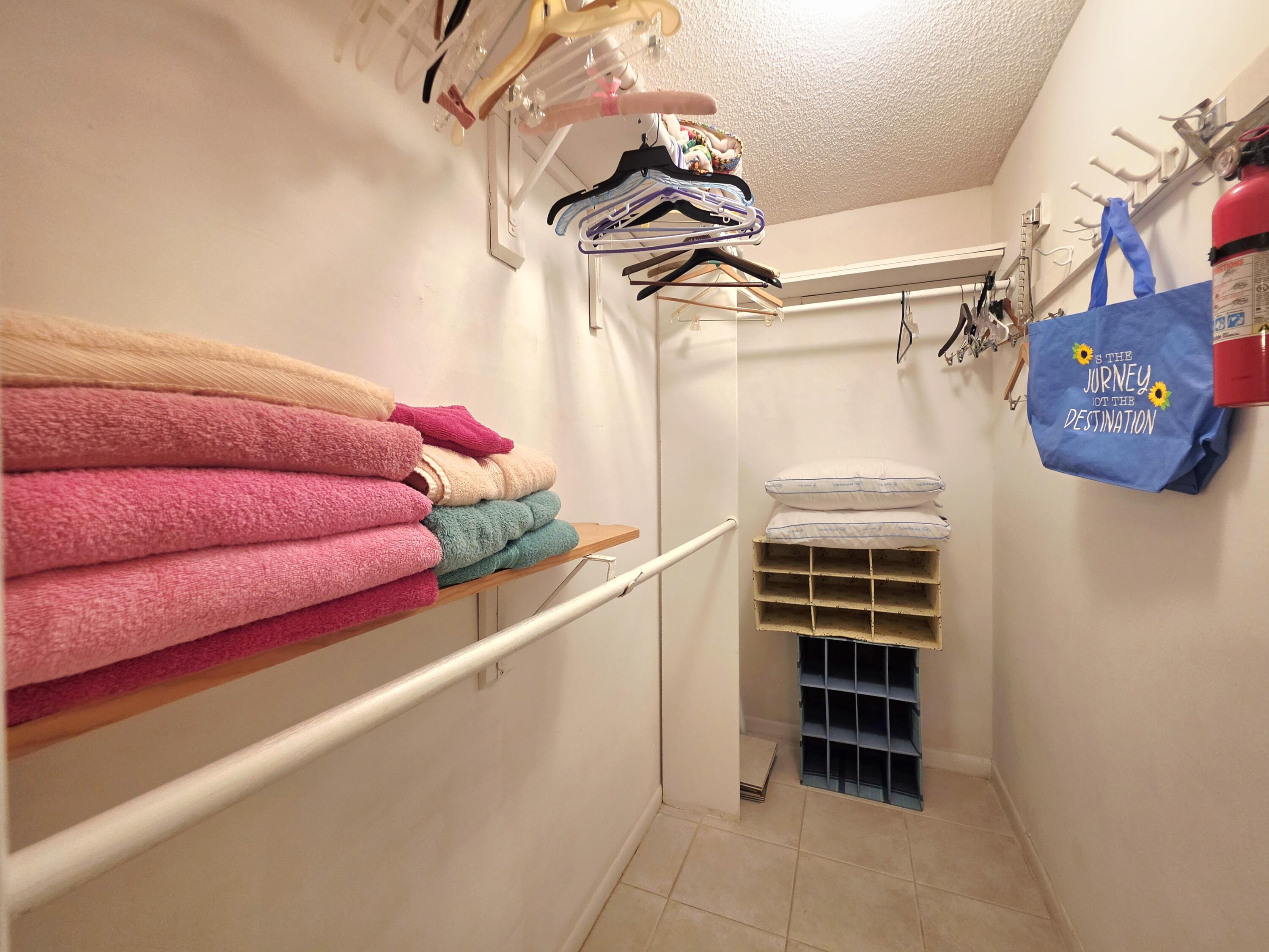 719 Flanders O Delray Beach, FL 33484 - Photo 13 of 22 20260426_135748