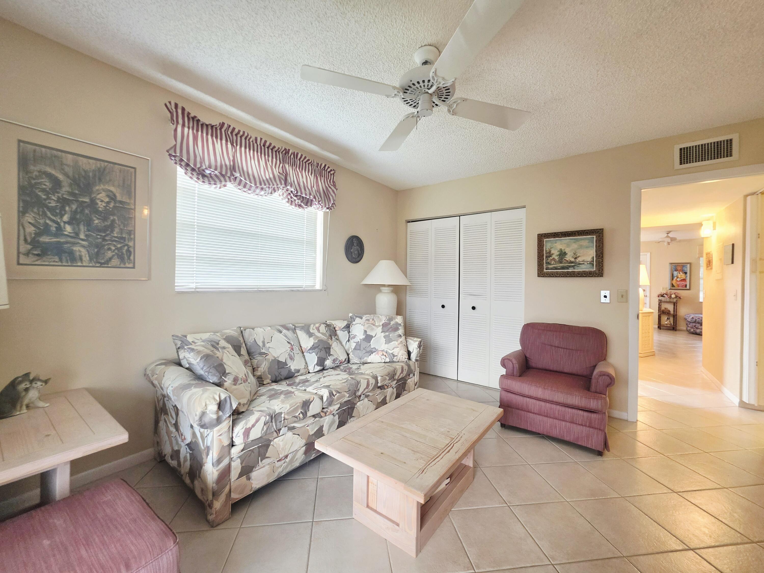719 Flanders O Delray Beach, FL 33484 - Photo 7 of 22 20260426_135211
