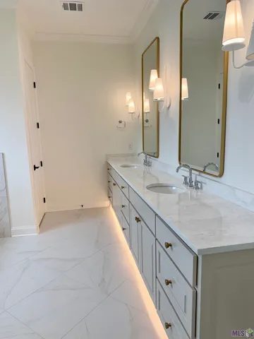 $649,990 | 5122 Mclain Way, Baton Rouge, LA 70809