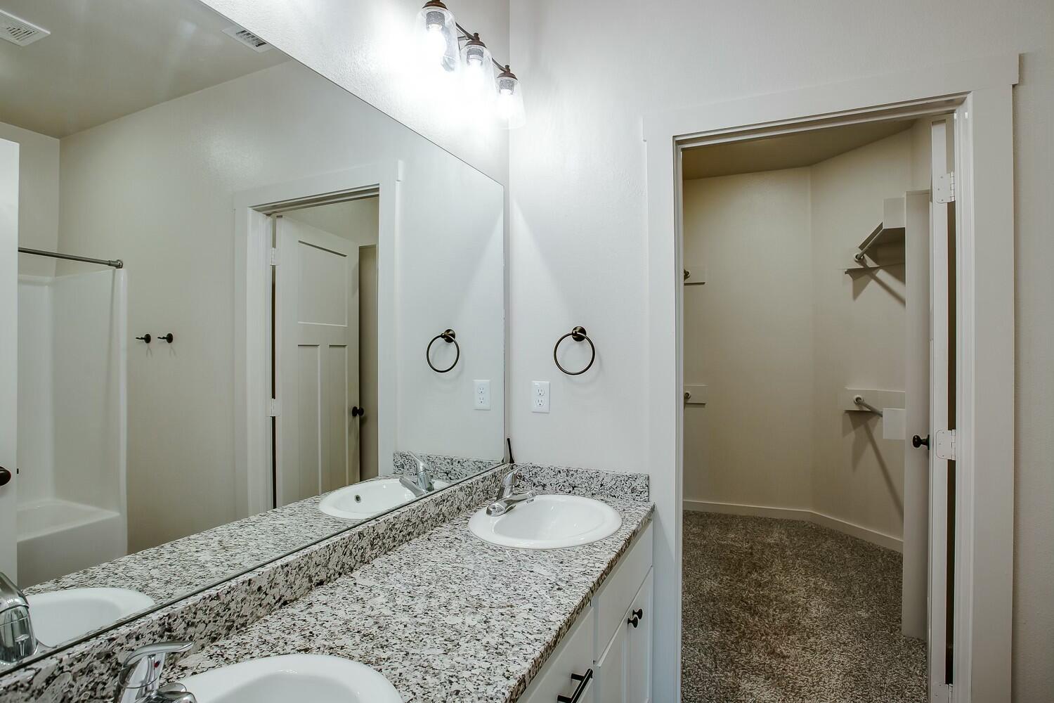 2727 137th Street Lubbock, TX 79423 - Photo 7 of 14 tempImagexwF6lV