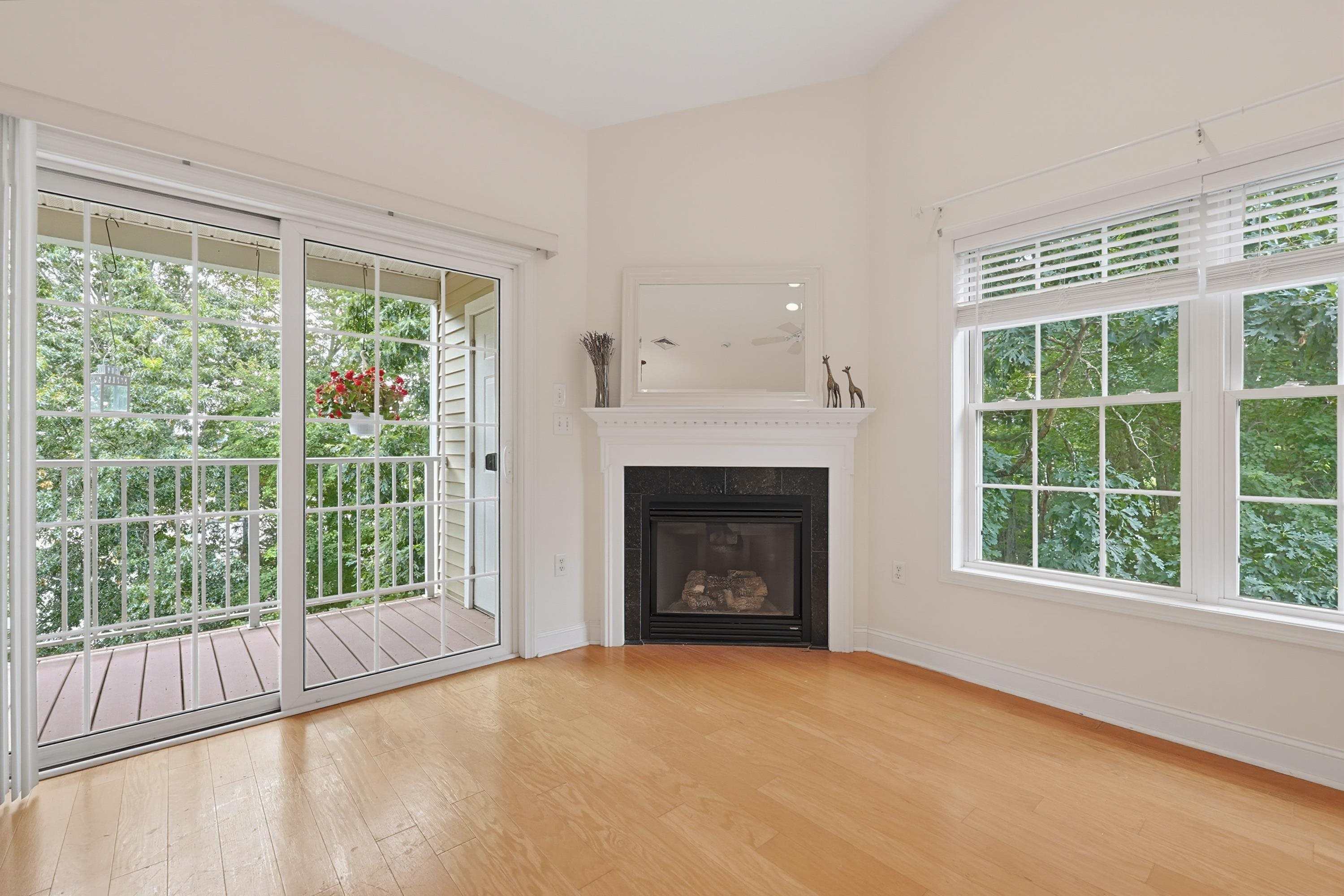 59 Cluff Road, Unit 52 Salem, NH 03079 - Photo 11 of 29 Gallery Image 11