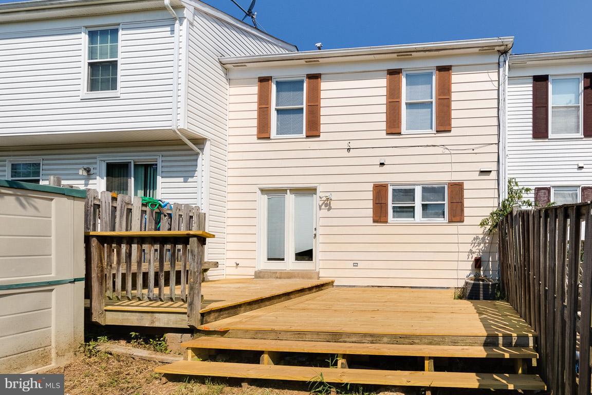 13006 Country Ridge Drive Germantown, MD 20874 - Photo 23 of 25 Exterior (Rear)