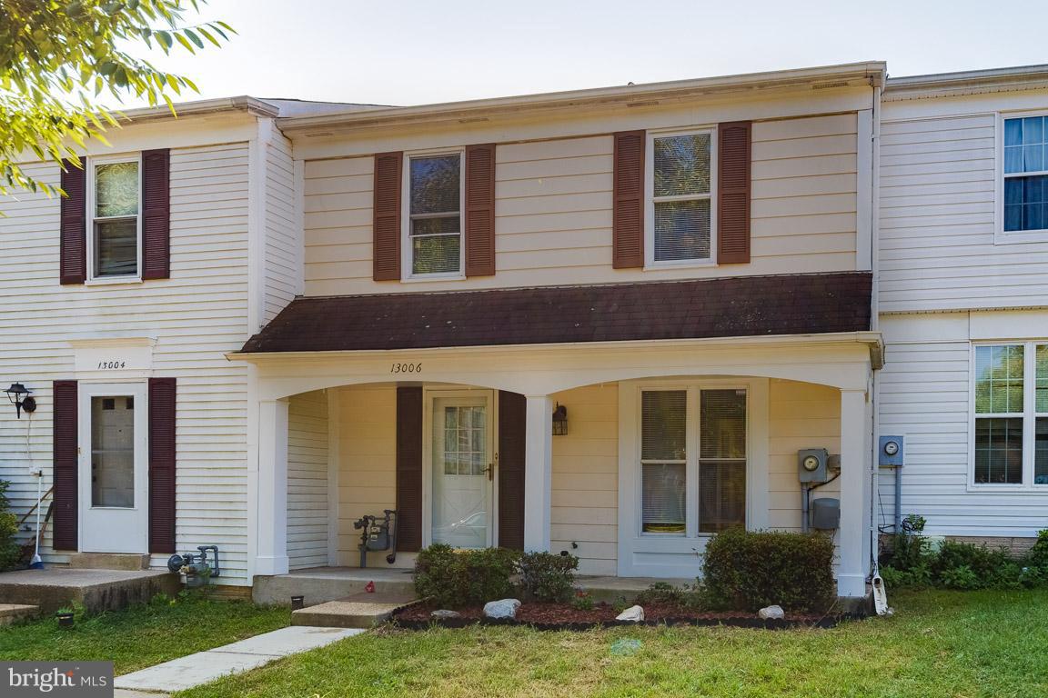13006 Country Ridge Drive Germantown, MD 20874 - Photo 25 of 25 Exterior (Front) - Welcoming Landscape!