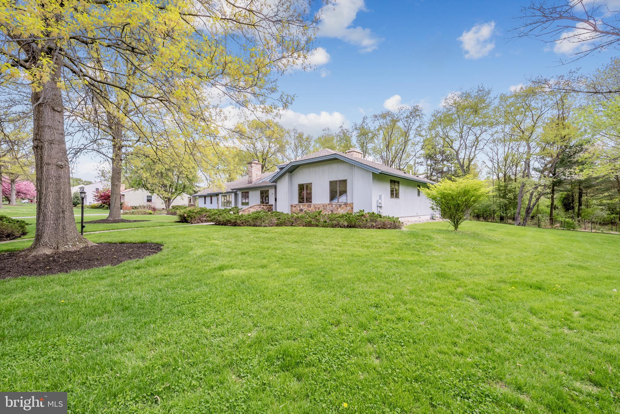48 Crown Road Ewing, NJ 08638 - Photo 2 of 34 Side
