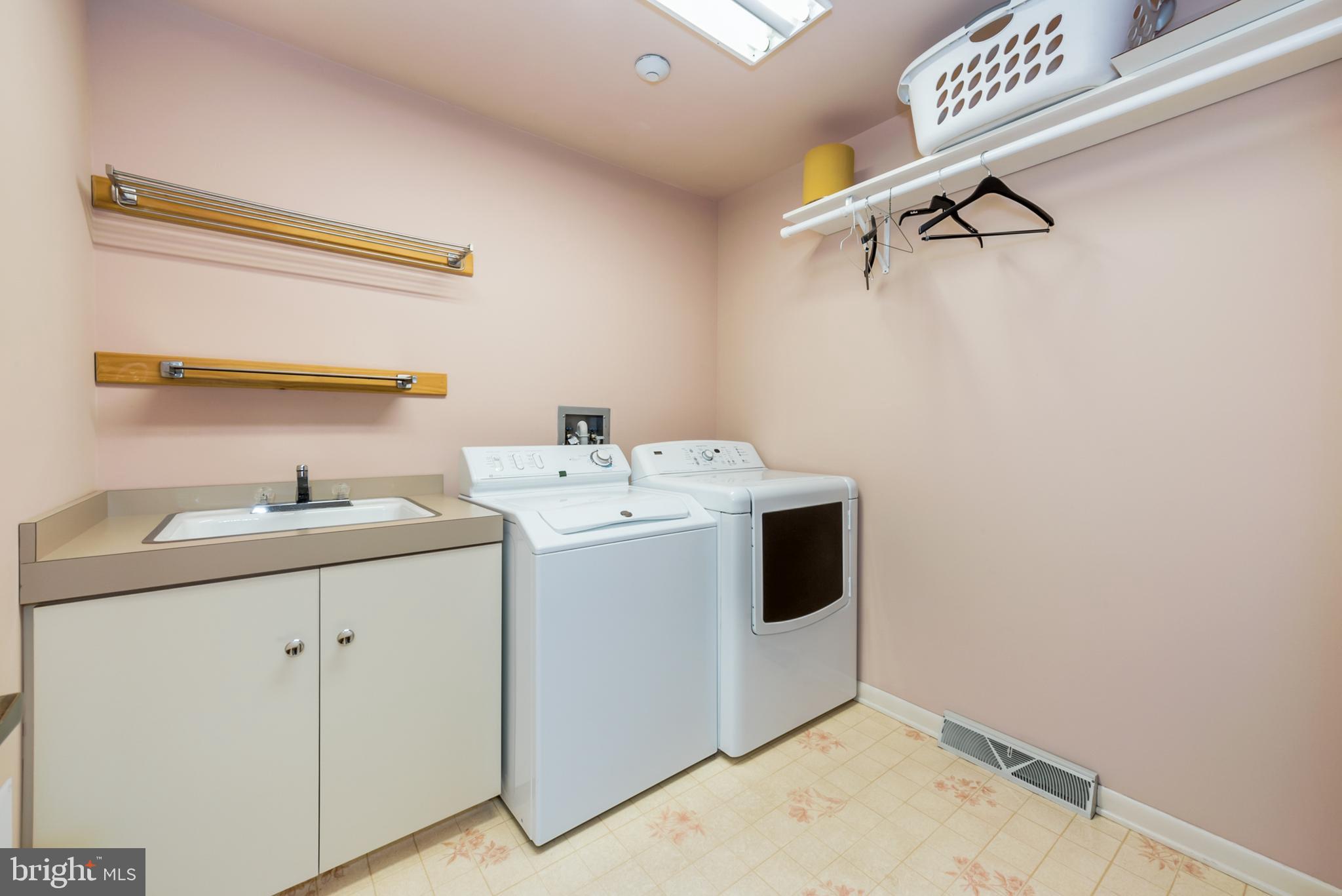 48 Crown Road Ewing, NJ 08638 - Photo 23 of 34 Laundry Room