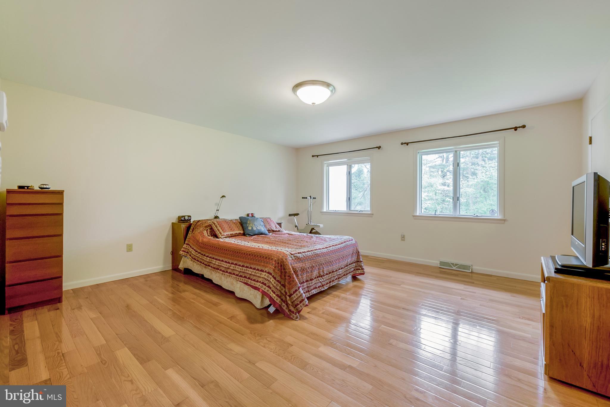 48 Crown Road Ewing, NJ 08638 - Photo 24 of 34 Master Bedroom