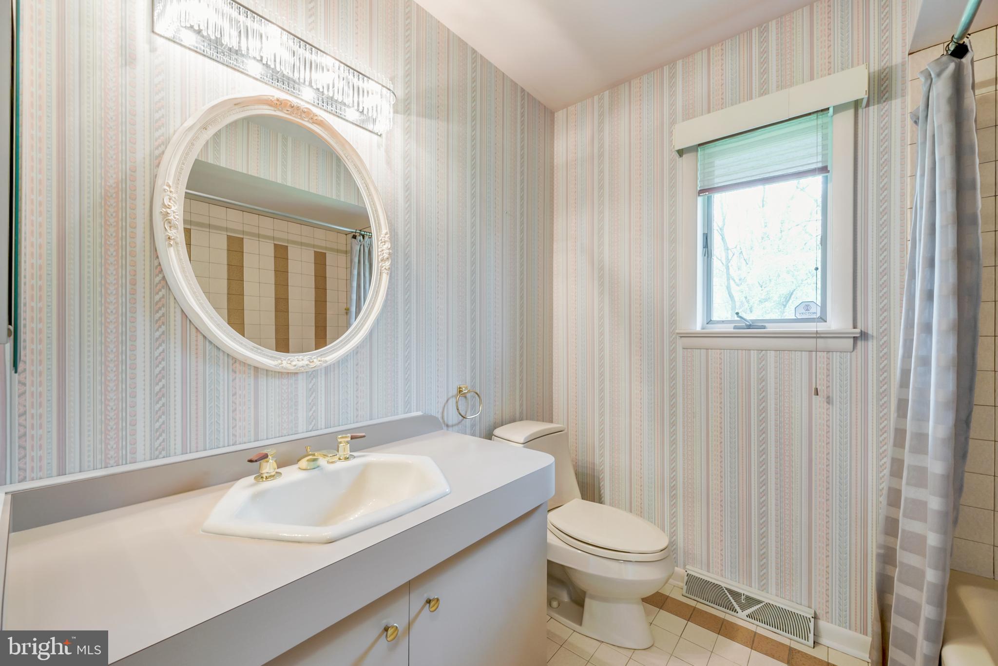 48 Crown Road Ewing, NJ 08638 - Photo 26 of 34 Hall Bath