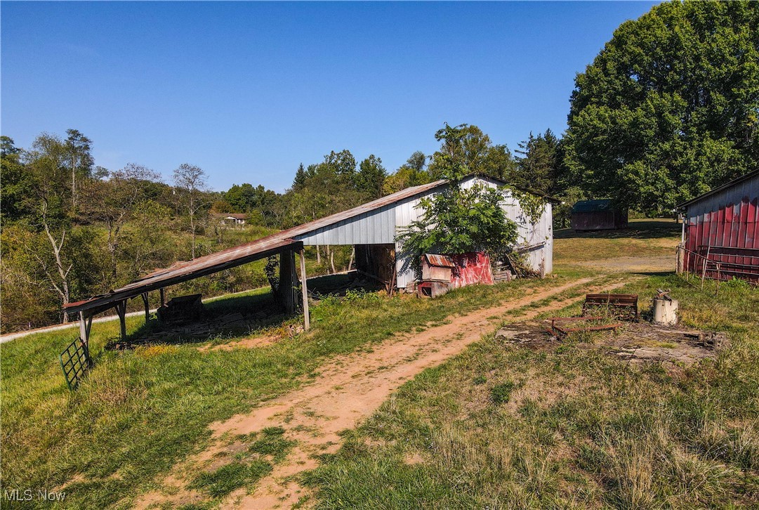1701 New England Ridge Road Washington, WV 26181 - Photo 24 of 31