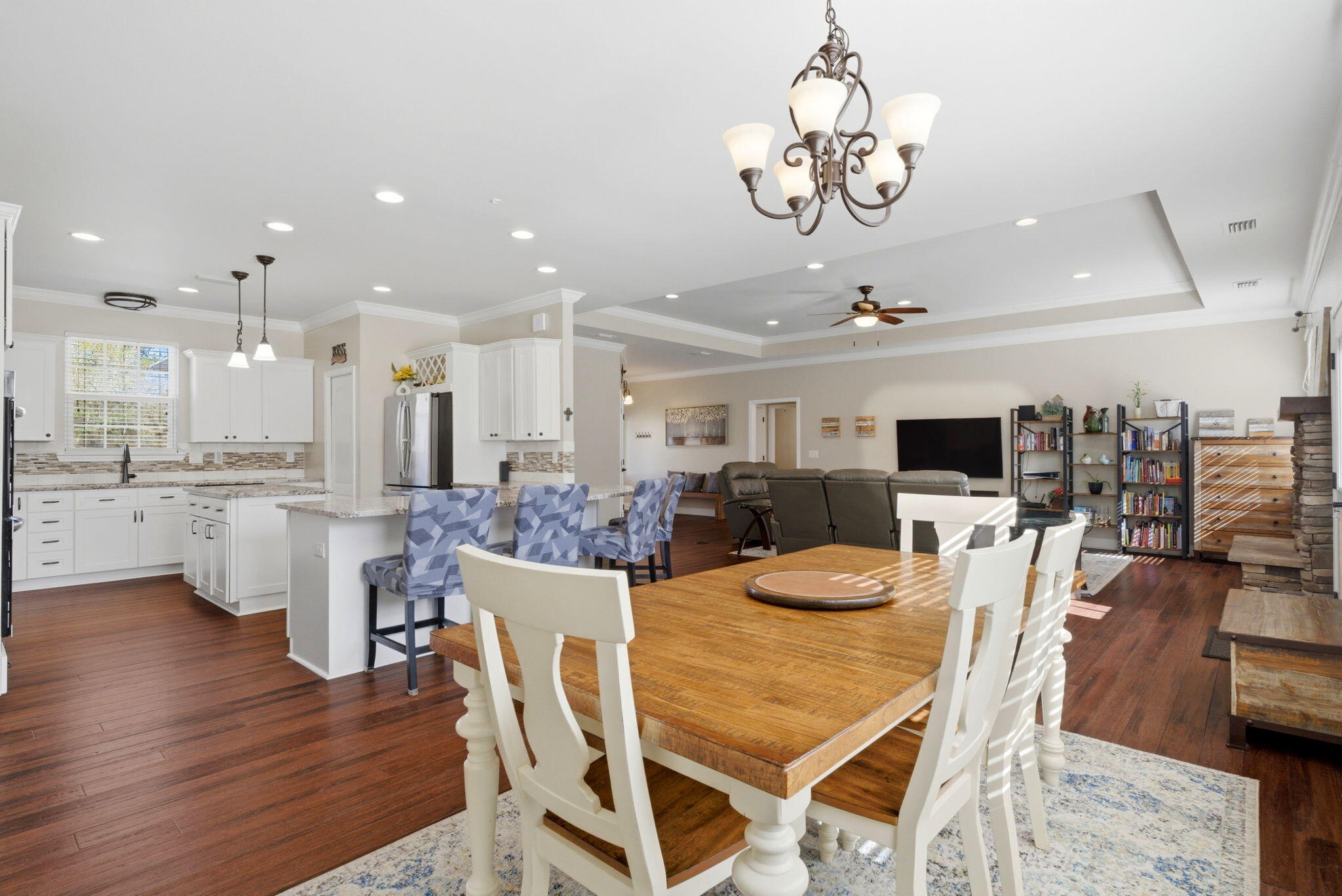 2439 Wallace Lake Road Pace, FL 32571 - Photo 18 of 59 16-web-or-mls-2439-wallace-lake-rd