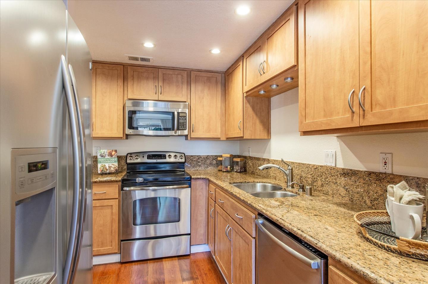 133 Union Avenue, Unit F Campbell, CA 95008 - Photo 7 of 38