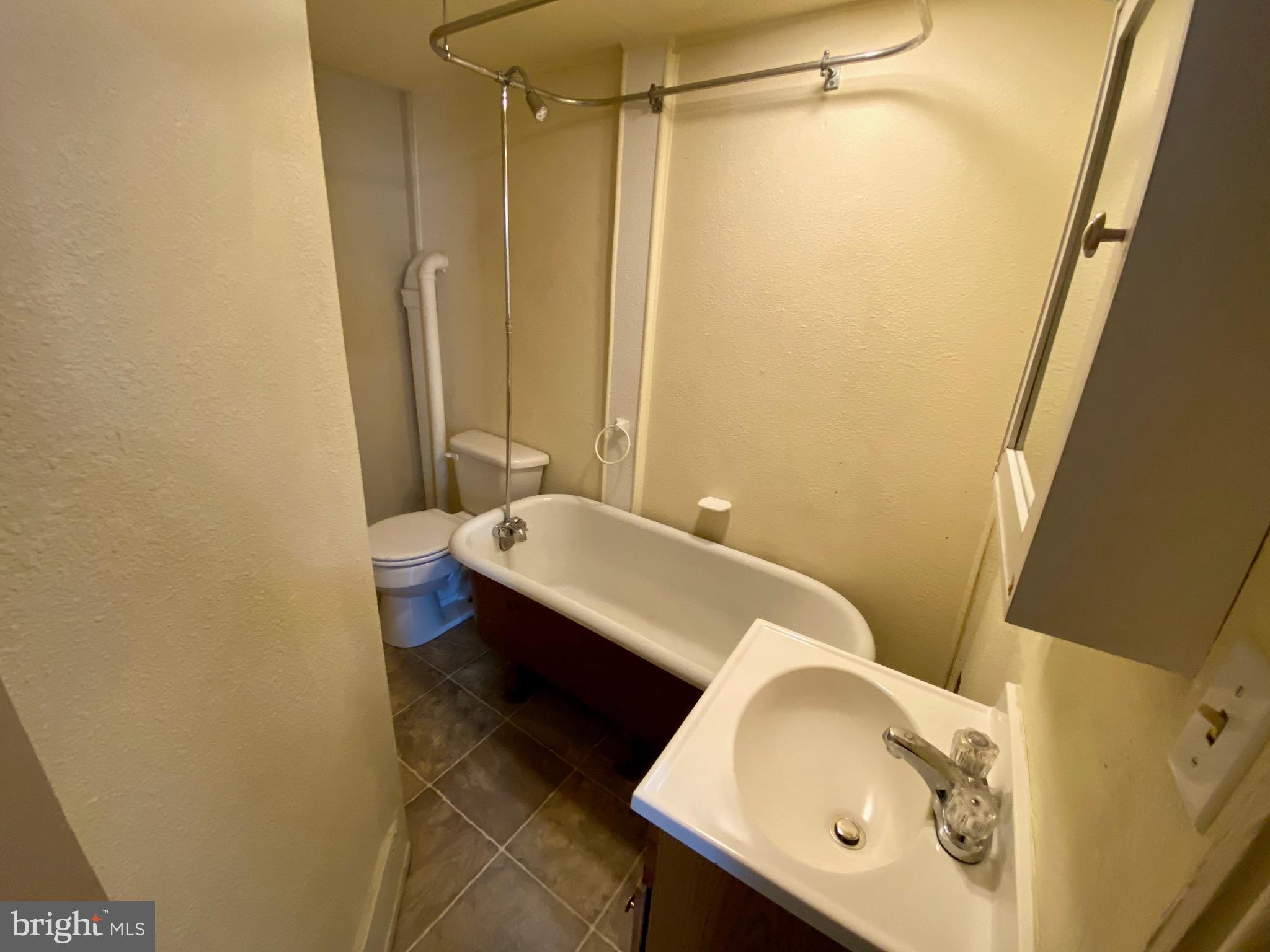 40 South Main Street, Unit 3 Chambersburg, PA 17201 - Photo 5 of 12