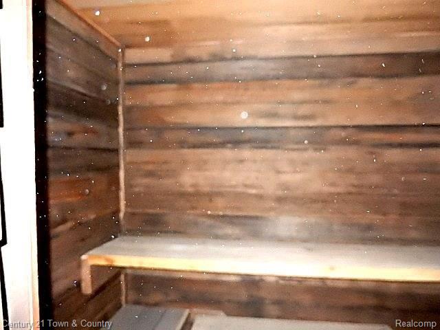 565 Cherry Tree Lane Rochester, MI 48306 - Photo 27 of 34 Sauna in finished basement
