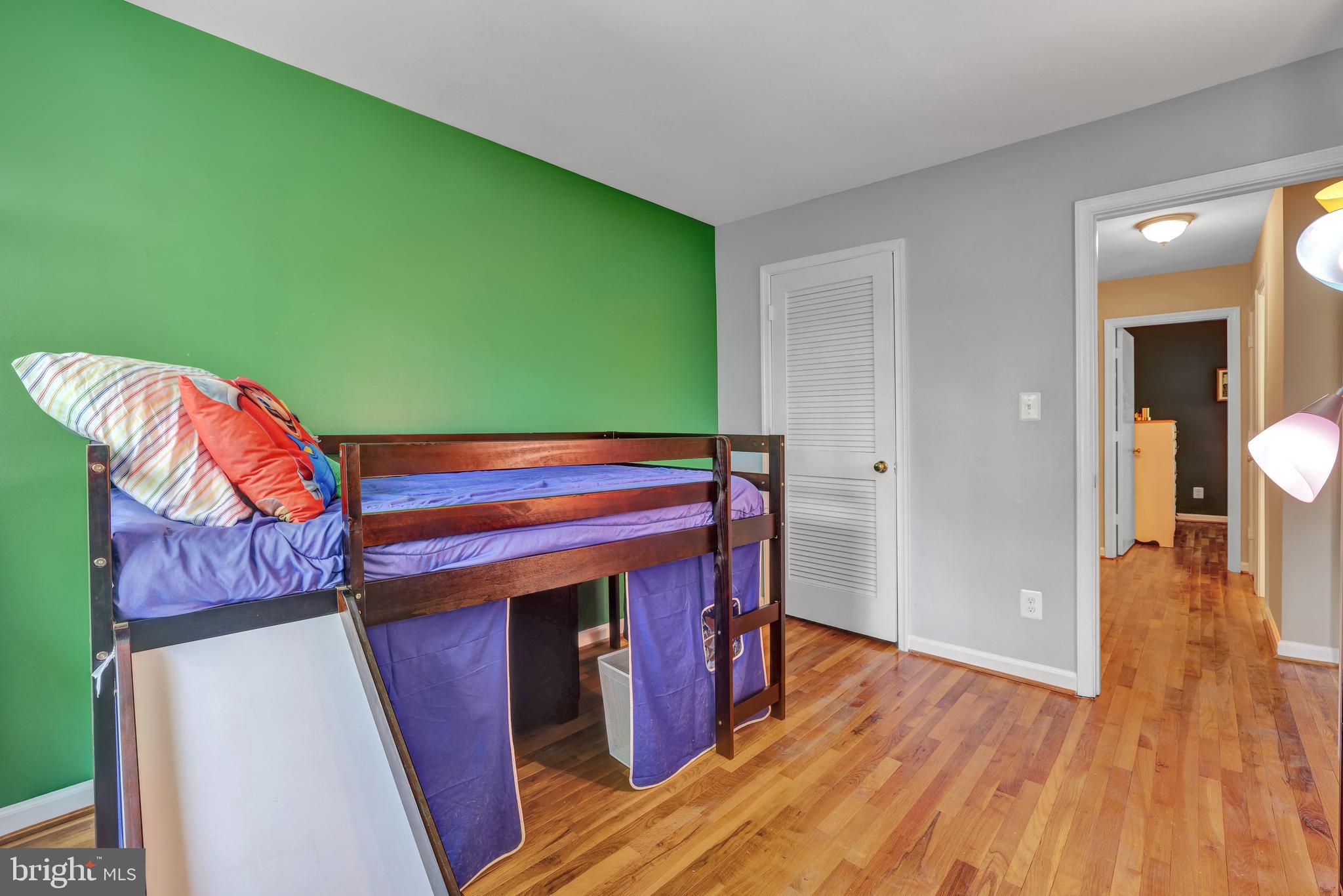 6040 Haverhill Court Springfield, VA 22152 - Photo 19 of 36 Gallery Image 19