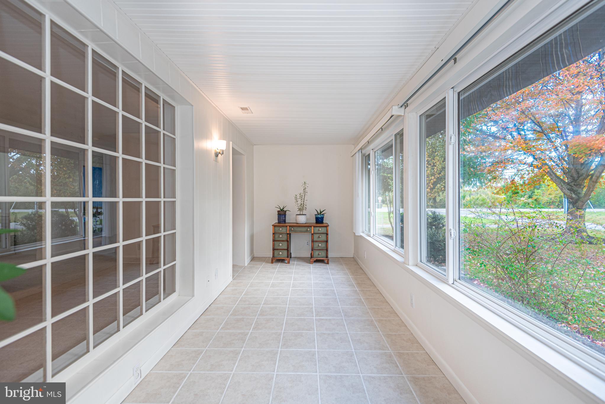 506 Park Avenue Ridgely, MD 21660 - Photo 5 of 59 a view of workspace with windows