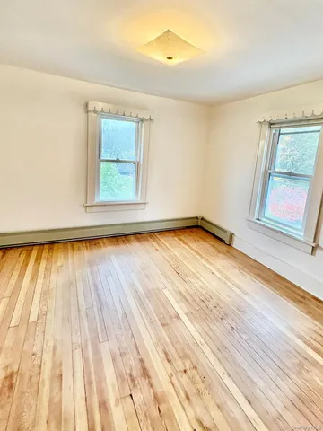 a close view of sink