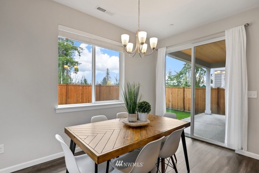4238 Andasio Loop Southeast Port Orchard, WA 98366 - Photo 11 of 34 Gallery Image 11