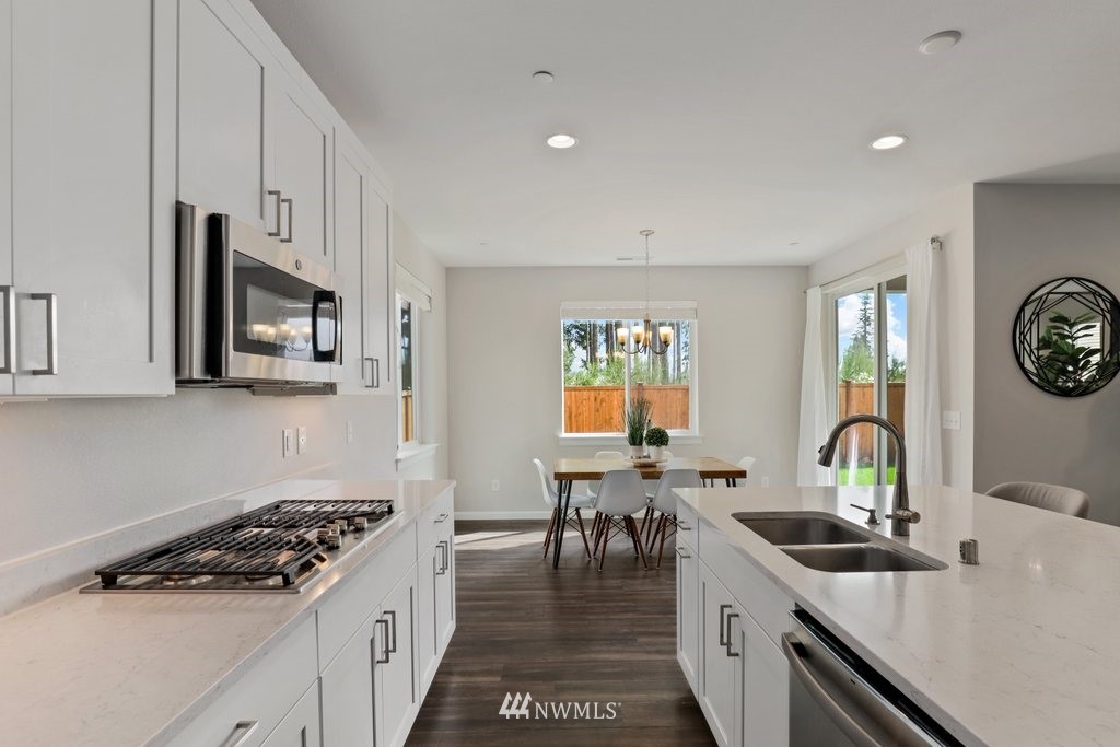 4238 Andasio Loop Southeast Port Orchard, WA 98366 - Photo 14 of 34 Gallery Image 14