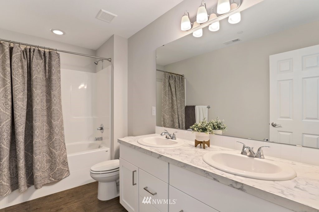 4238 Andasio Loop Southeast Port Orchard, WA 98366 - Photo 16 of 34 Gallery Image 16