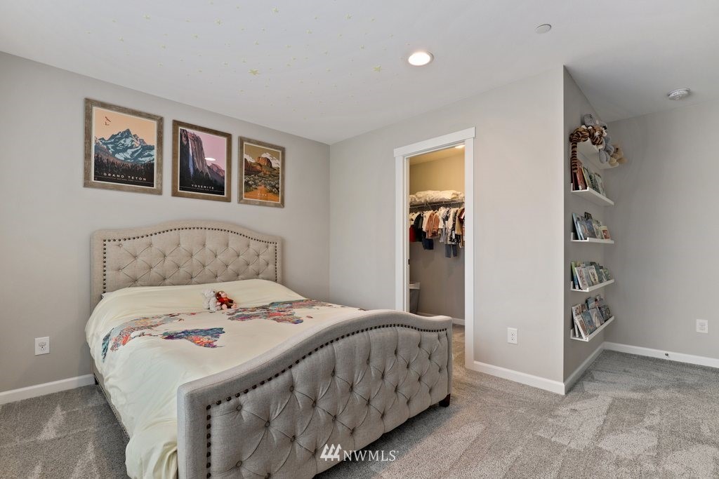 4238 Andasio Loop Southeast Port Orchard, WA 98366 - Photo 18 of 34 Gallery Image 18