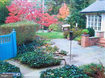 537 Hilaire Road St. Davids, PA 19087 - Photo 2 of 6