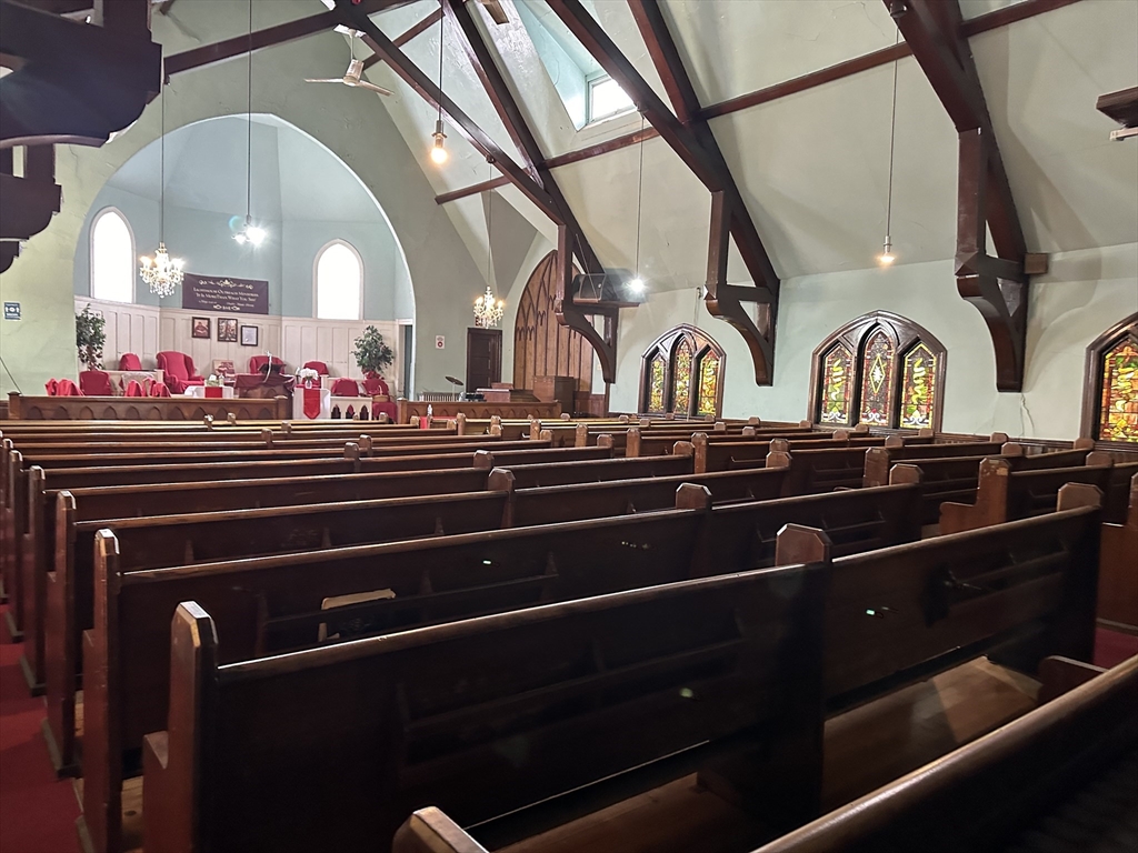 201 King Street Springfield, MA 01109 - Photo 8 of 12 a view of gym