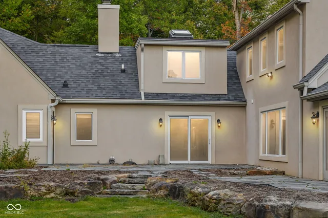 $697,000 | 4872 South Poplar Drive, Columbus, IN 47201