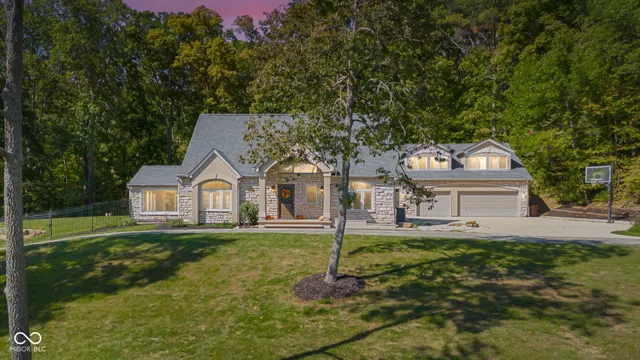 $697,000 | 4872 South Poplar Drive, Columbus, IN 47201