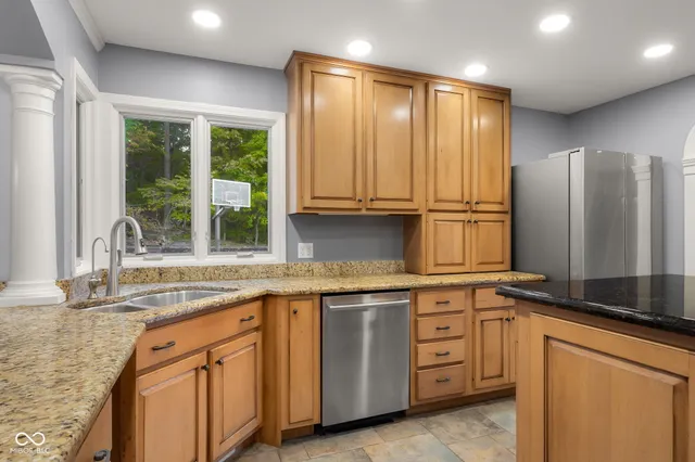 $697,000 | 4872 South Poplar Drive, Columbus, IN 47201