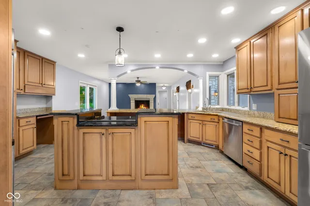 $697,000 | 4872 South Poplar Drive, Columbus, IN 47201