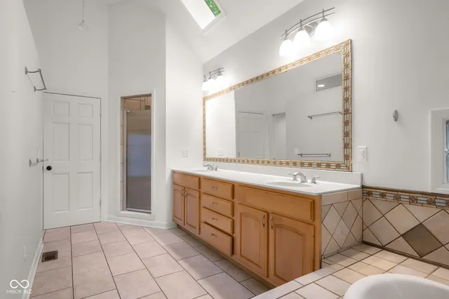 $697,000 | 4872 South Poplar Drive, Columbus, IN 47201