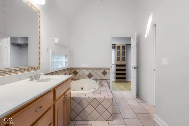 $697,000 | 4872 South Poplar Drive, Columbus, IN 47201