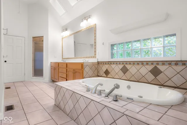 $697,000 | 4872 South Poplar Drive, Columbus, IN 47201