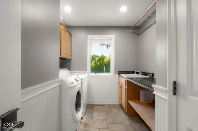 $697,000 | 4872 South Poplar Drive, Columbus, IN 47201