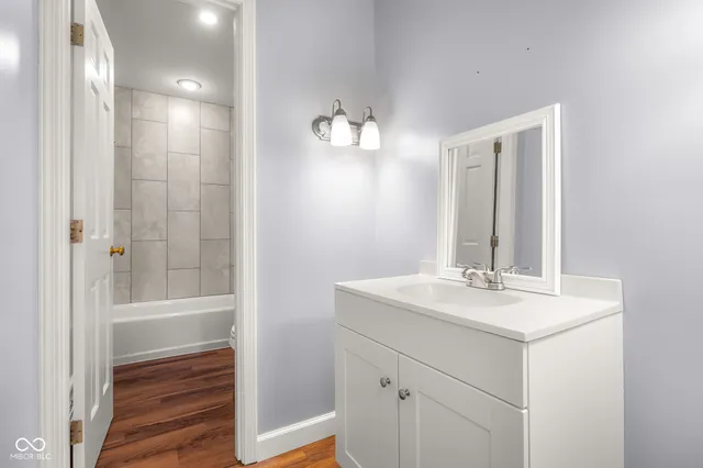 $697,000 | 4872 South Poplar Drive, Columbus, IN 47201