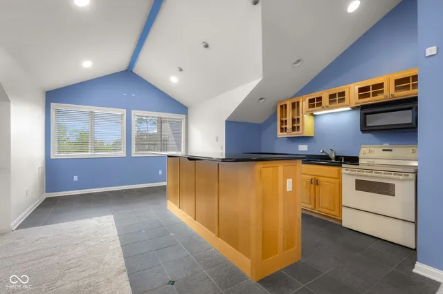 $697,000 | 4872 South Poplar Drive, Columbus, IN 47201