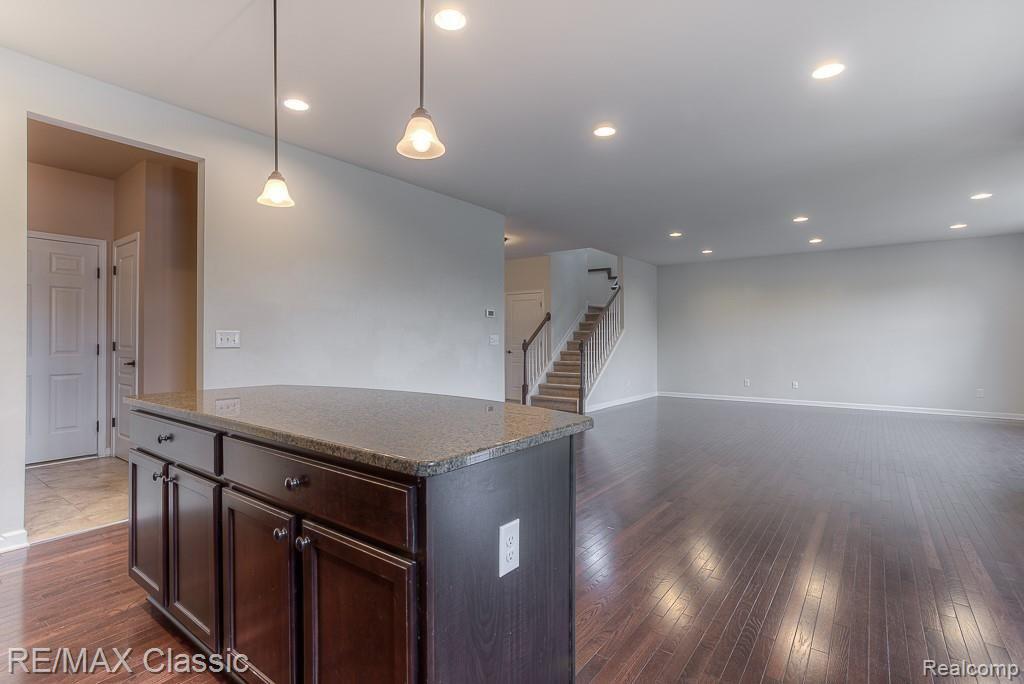 29845 Macintosh Lane New Hudson, MI 48165 - Photo 8 of 46