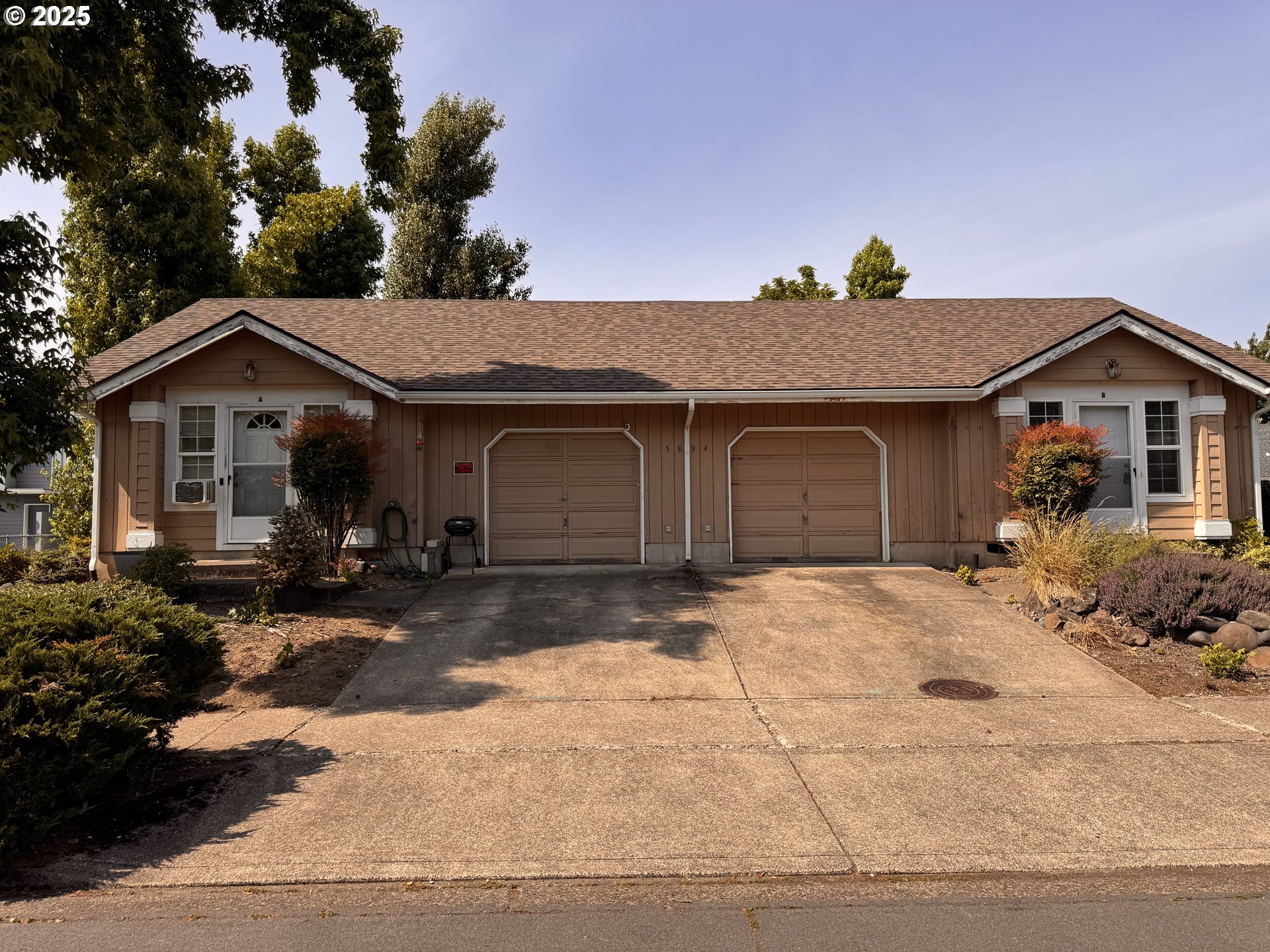 5894 A Street Springfield, OR 97478 - Photo 2 of 11