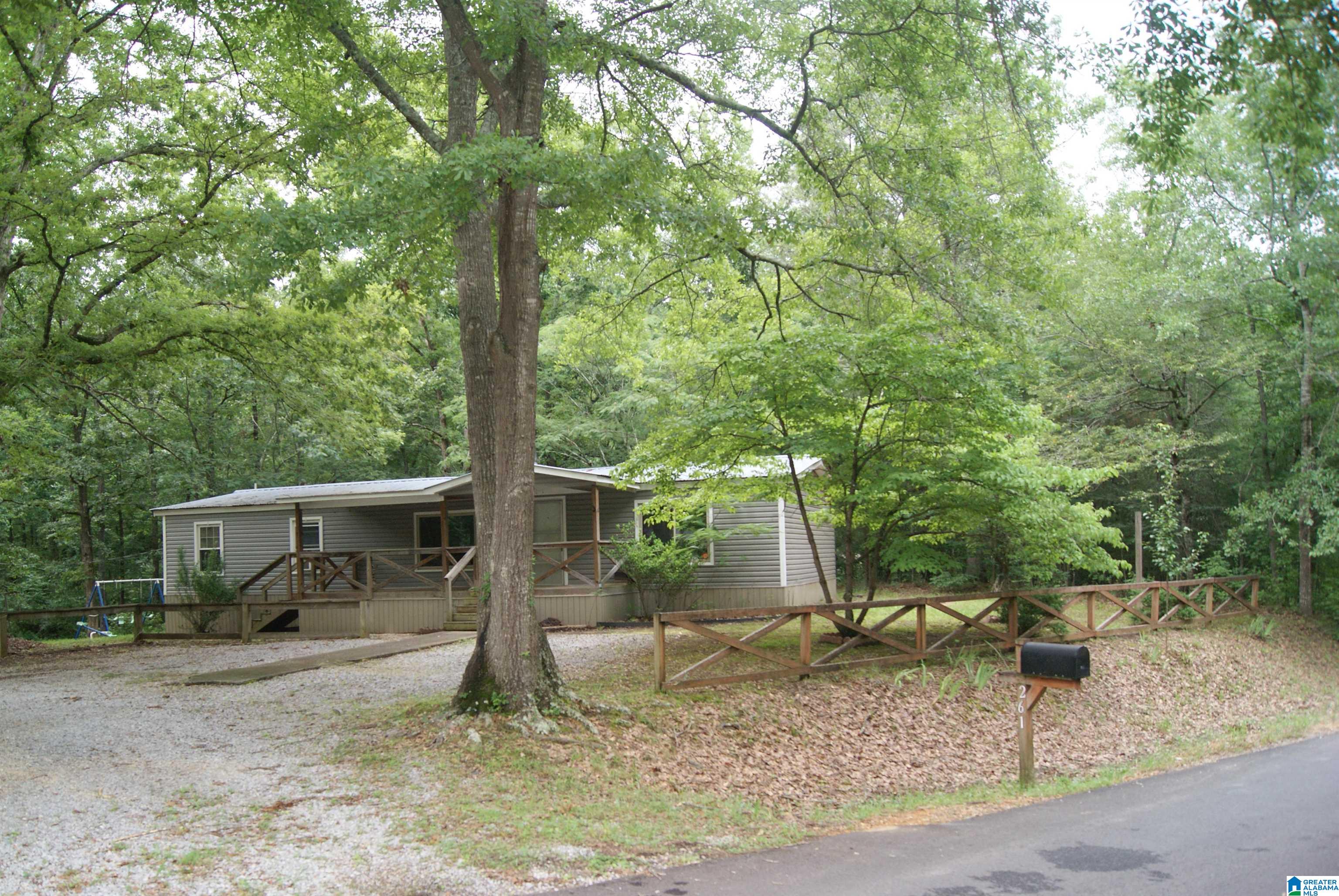261 Highway 437 Sterrett, AL 35147 - Photo 3 of 32