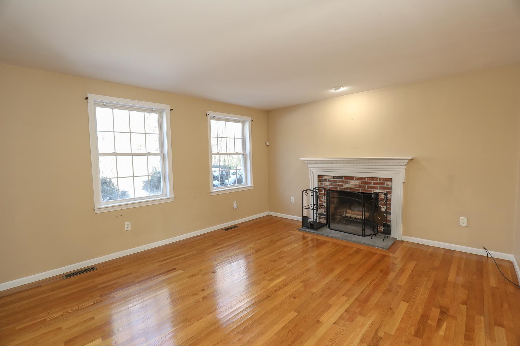 112 Beech Hill Road Mont Vernon, NH 03057 - Photo 11 of 38 Gallery Image 11