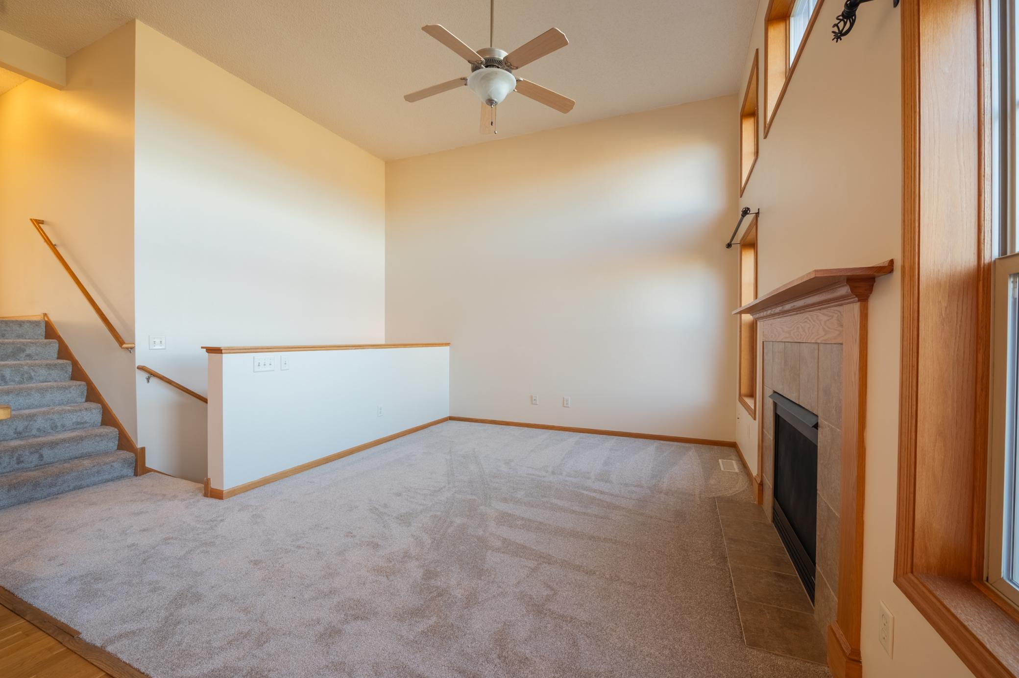 8382 Cedarview Circle Savage, MN 55378 - Photo 4 of 27