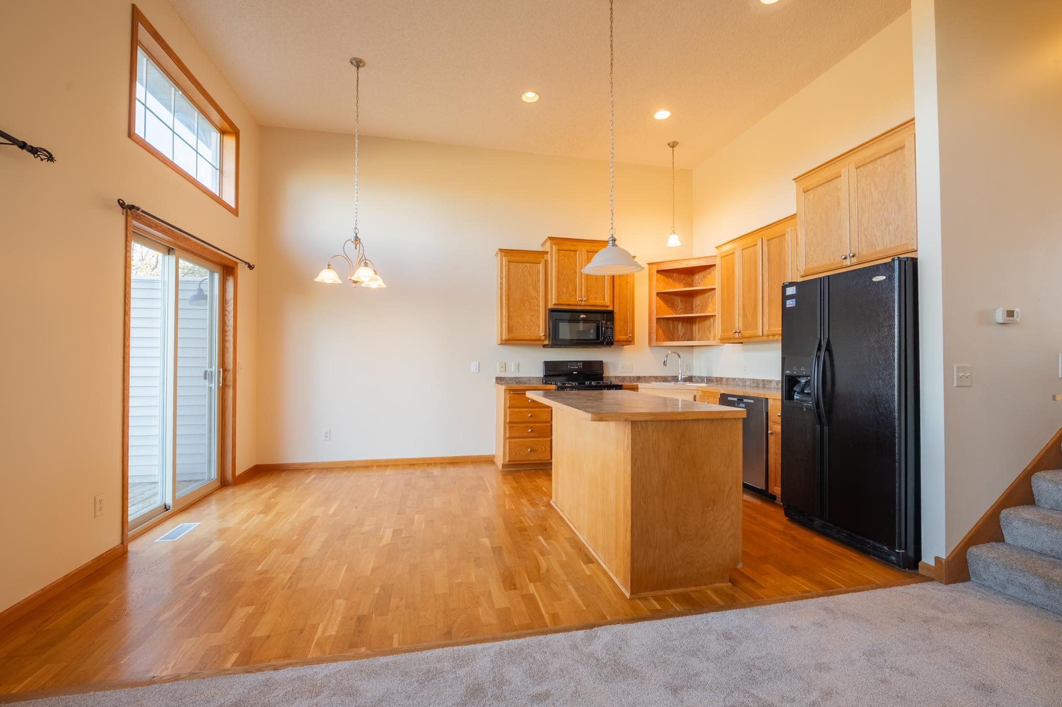 8382 Cedarview Circle Savage, MN 55378 - Photo 5 of 27