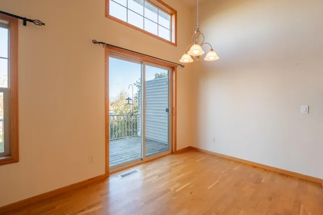 $310,000 | 8382 Cedarview Circle, Savage, MN 55378