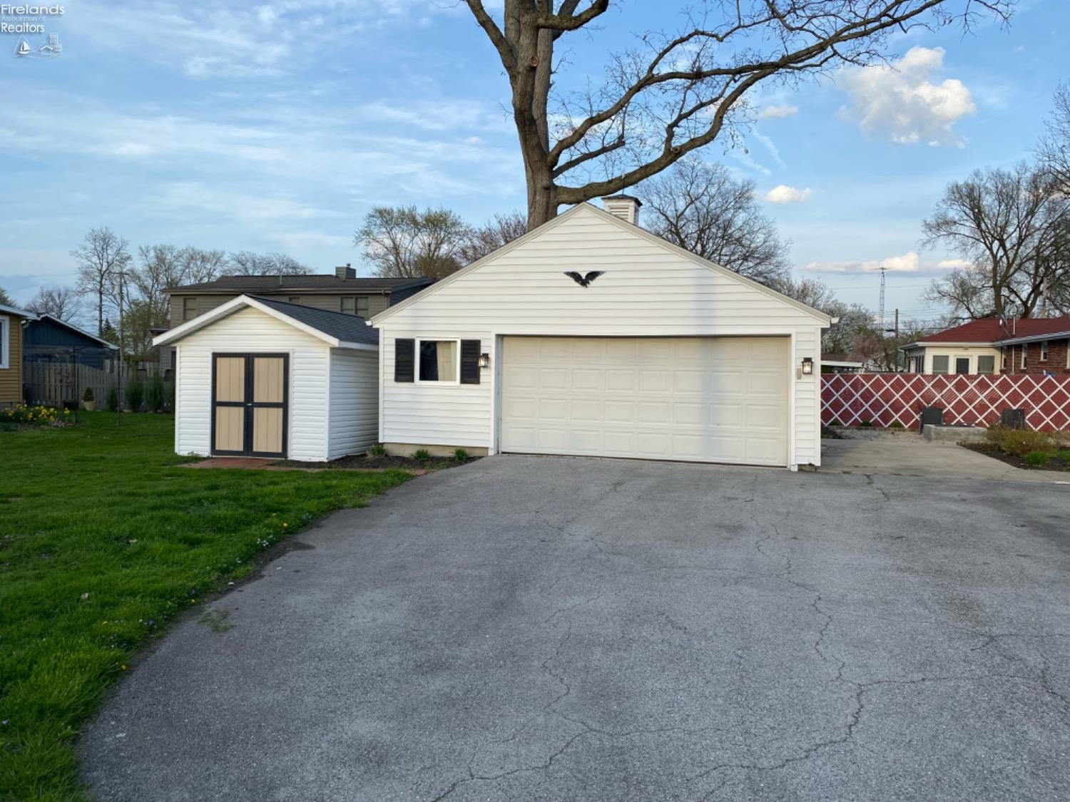 1813 Cleveland Road West Huron, OH 44839 - Photo 4 of 35 Gallery Image 4