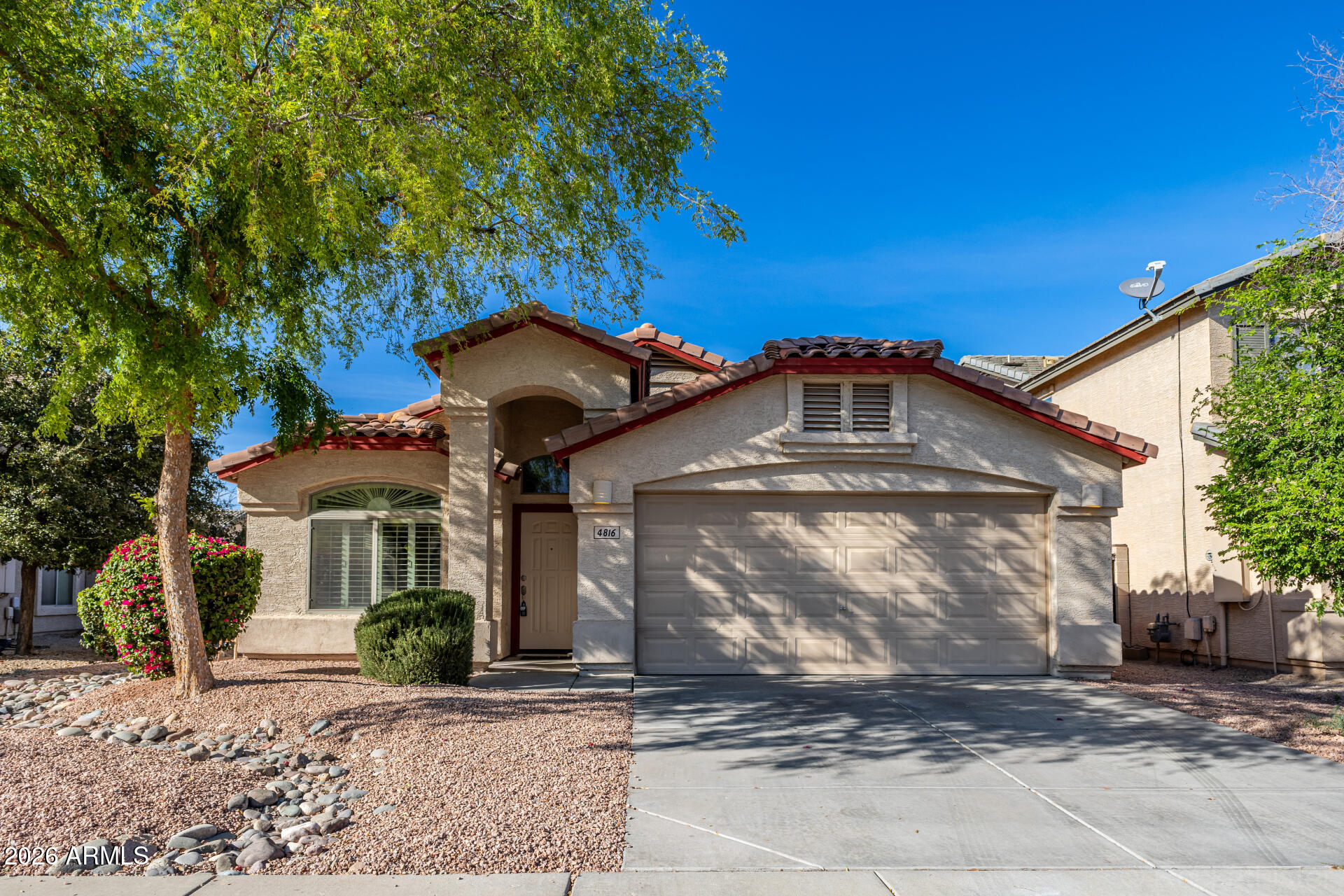 4816 West Harwell Road Laveen, AZ 85339 - Photo 2 of 40 2 - Harwell