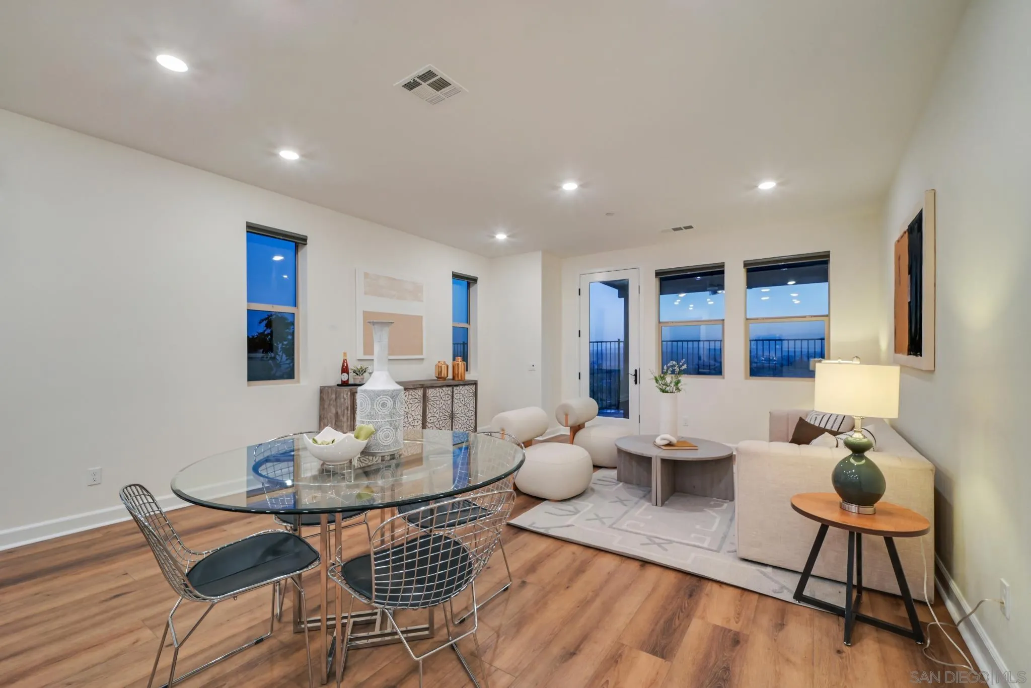 17296 Abbey Road Poway, CA 92064 - Photo 4 of 25