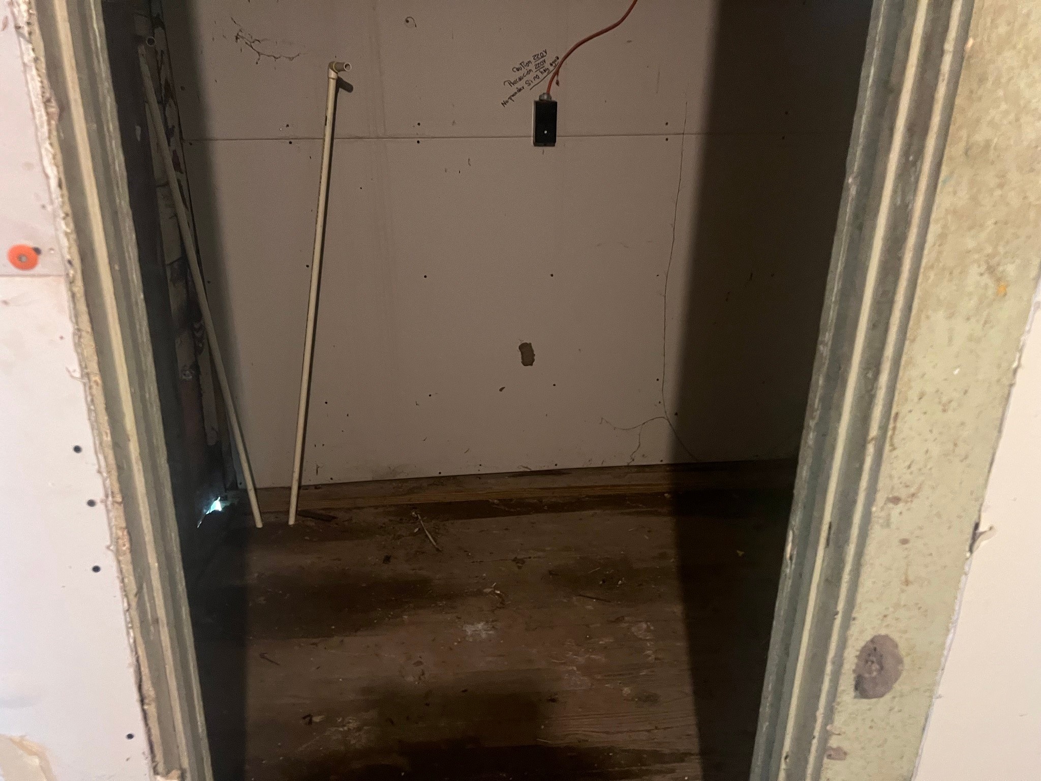 611 Danover Road Katy, TX 77494 - Photo 12 of 22 a close view of water heater