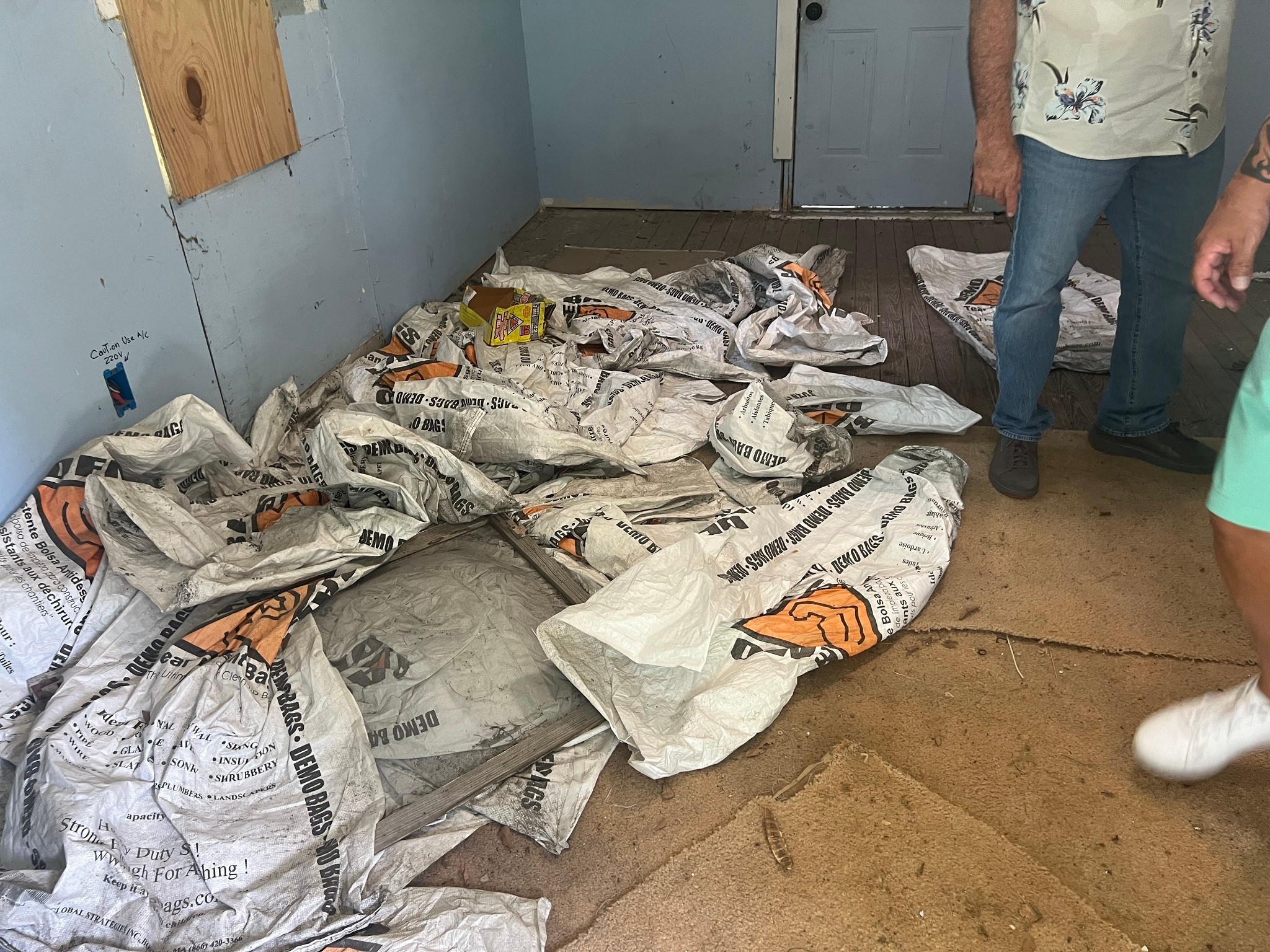 611 Danover Road Katy, TX 77494 - Photo 7 of 22 a bed with white sheets and pillows on it