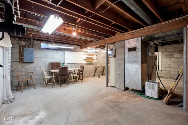 $249,900 | 3455 Washington Street, Columbus, IN 47203