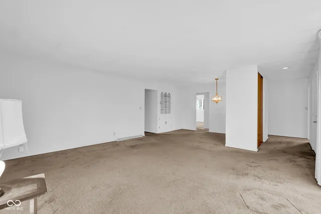 $249,900 | 3455 Washington Street, Columbus, IN 47203